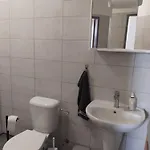 Podoli U Bouzova Semesterbostad *