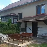 Podoli U Bouzova Semesterbostad
