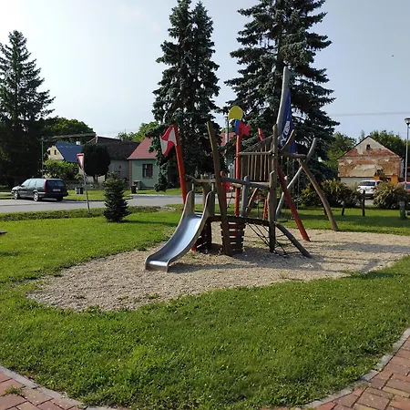 Podoli U Bouzova * Bouzov